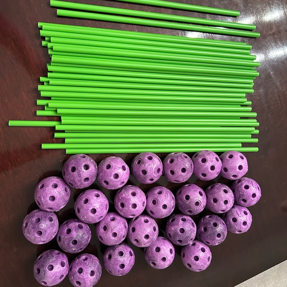 Green and Purple Fort Building Set